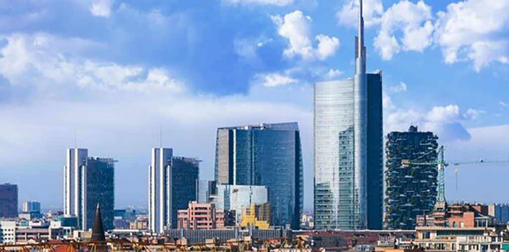 Milano, I super ricchi di Londra si trasferiscono in massa nella città meneghina. 